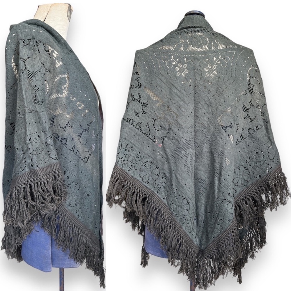 Vintage California Things Lace Crochet Fringe Wrap Shawl